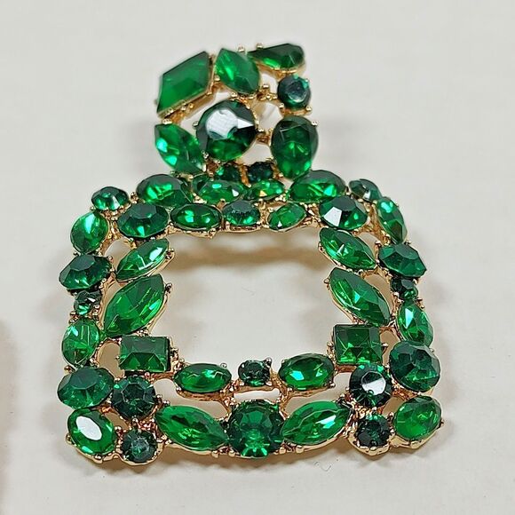 Gold Tone Metal Green Plastic Rhinestone Opulent Chandelier Earrings Square Drop - Picture 3 of 16